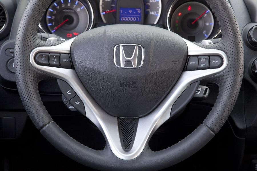  Honda Fit Sport 2012 года  (фото 20 из 42)